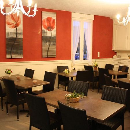 Hotel Du Touring Saint-Cere Luaran gambar